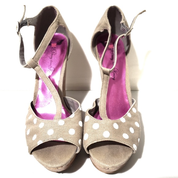Last chance! 50% off! Penny Loves Kenny Wedges - Picture 5 of 8